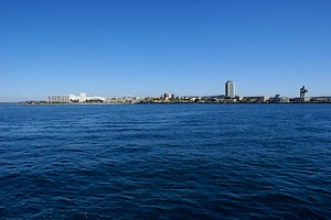 La ville de Port-de-Bouc à l'horizon