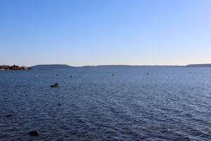 Vue d'ensemble vers l'ouest de l'étang de Berre