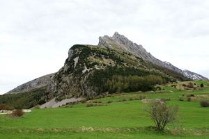 Crête dominant le village (Direction col du Noyer)