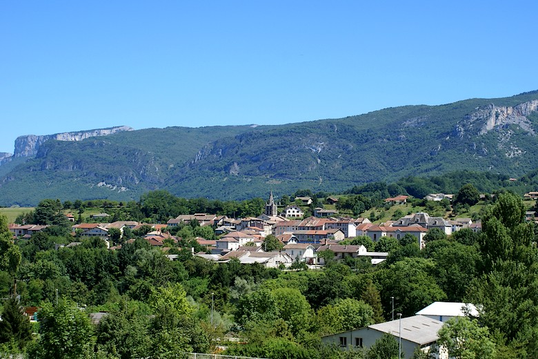 Saint-Jean-en-Royans (Drôme) - Vue sur la ville