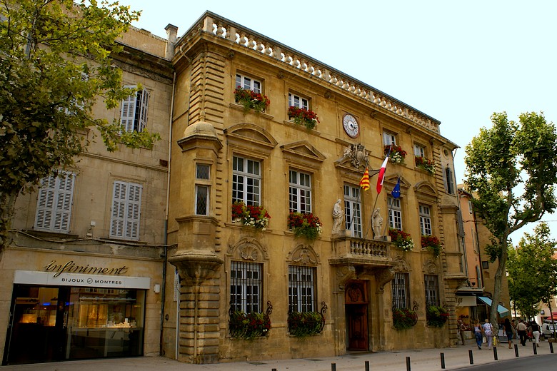 Salon-de-Provence (Bouches-du-Rhône) - Hôtel de ville