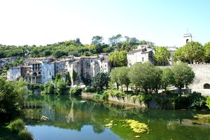 Le village au bord de la Vidourle