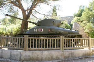 Déco à l'entrée du Musée-mémorial