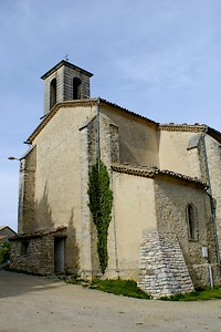 Derrière l'église