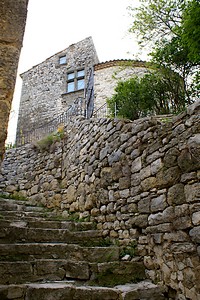 Une ruelle ascendante