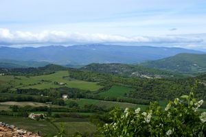 Vue sur la montagne de Lure