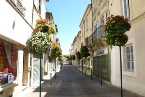 Une ruelle fleurie