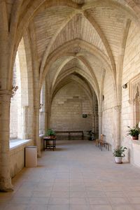 Une galerie du cloître