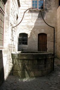 Un puits au petit cloître